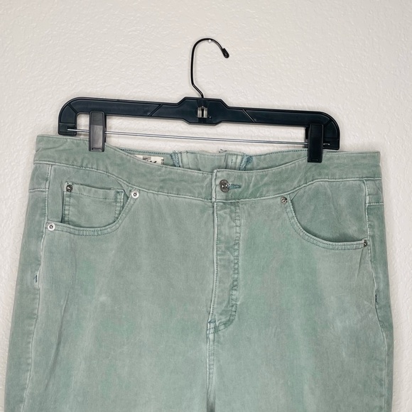 🌟SOLD🌟 Free People | CRVY Mint Corduroy Cord Lace Up Back Flare Jeans - Picture 6 of 12